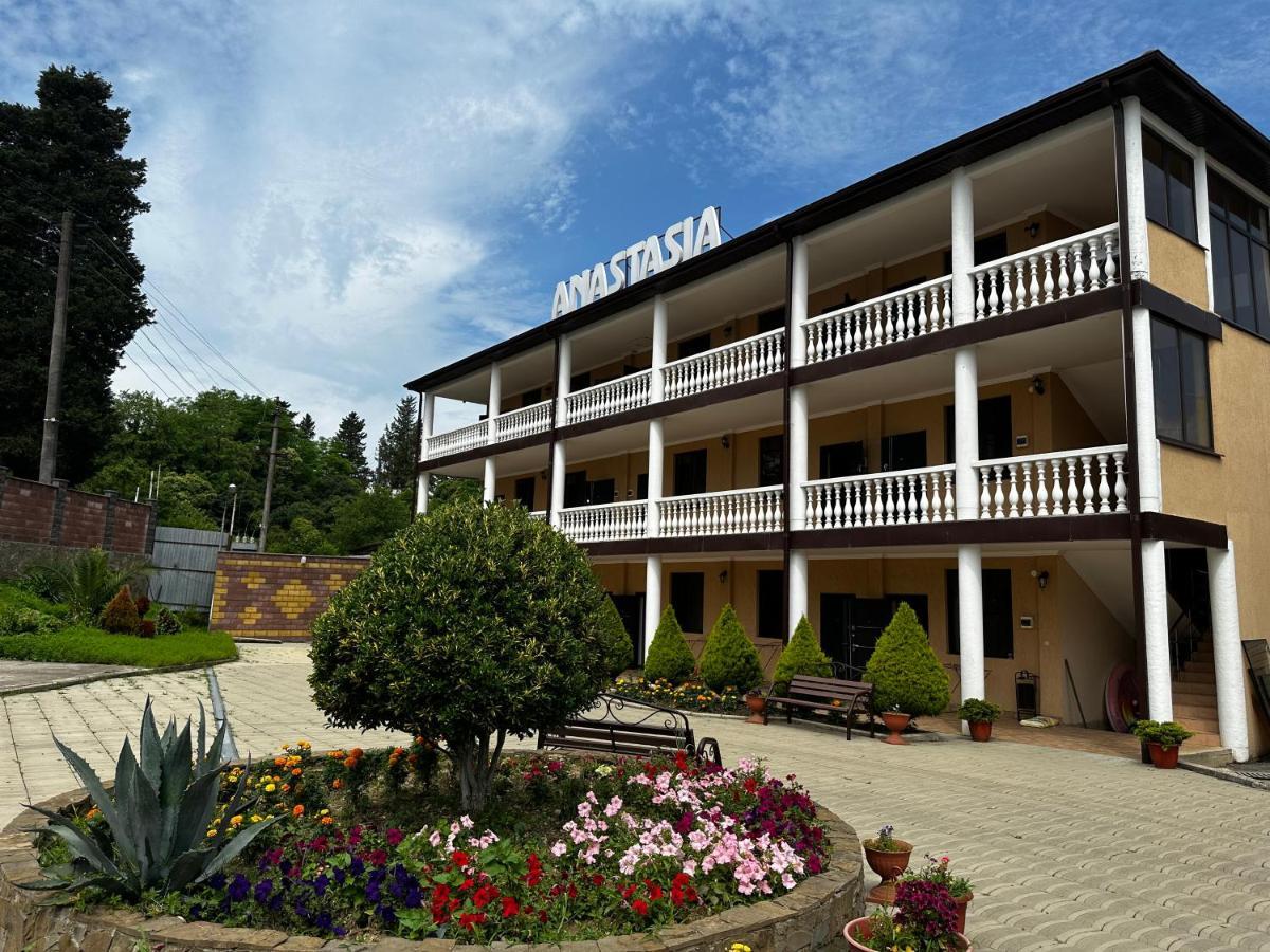 Anastasia Gudauta Exterior foto